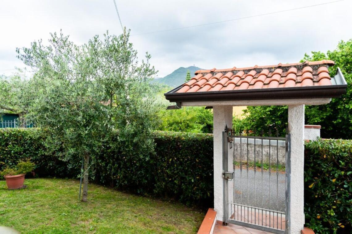 B&B Il Girasole Ortonovo Exterior photo